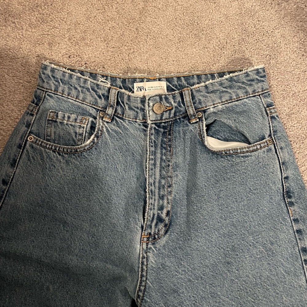 Zara Cropped Wide Leg Jeans